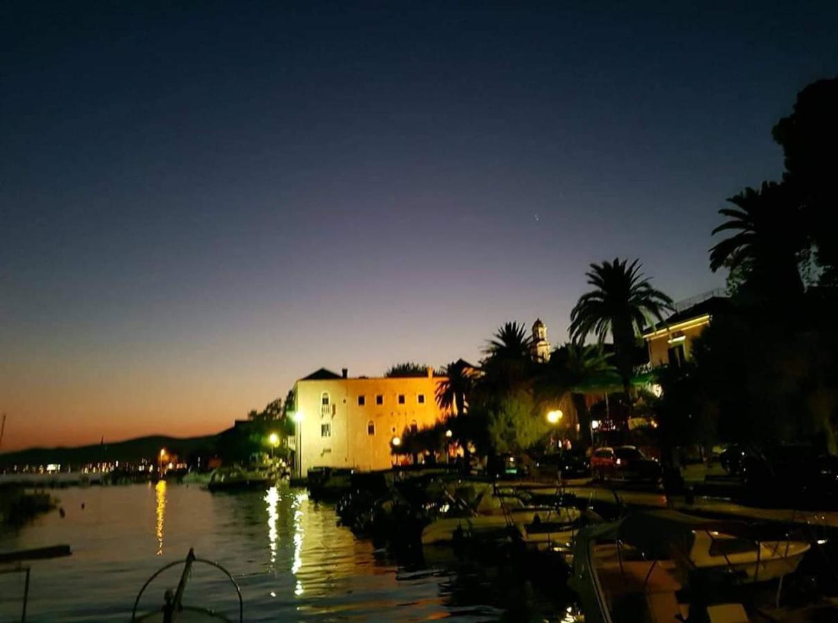 By Osibov, Diamondfish Apartment Kastela Luaran gambar